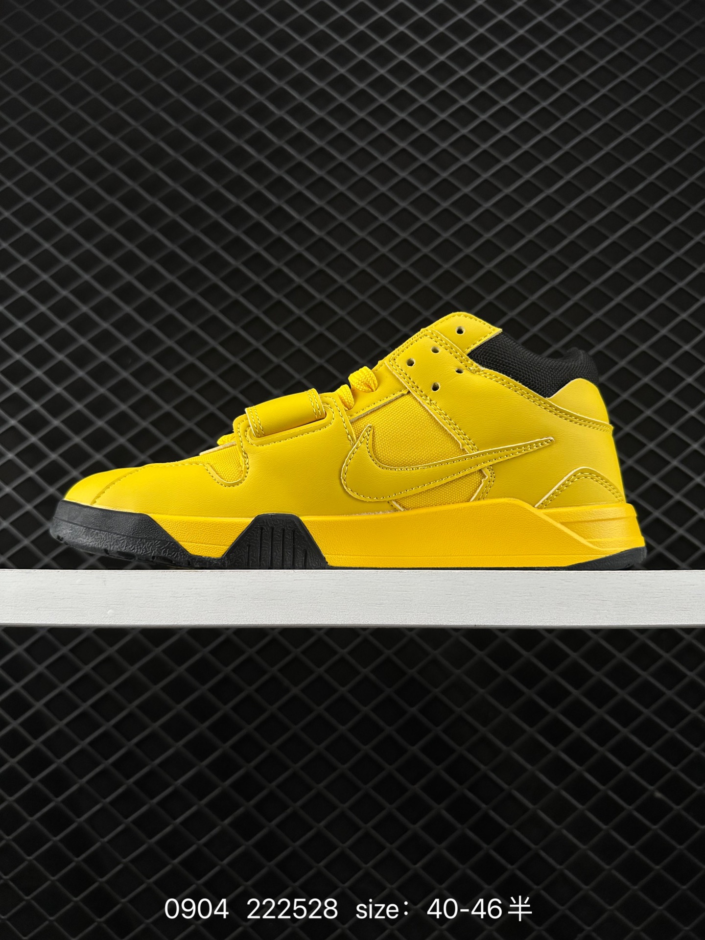 Travis Scott x Jordan Cut The Check AJ1